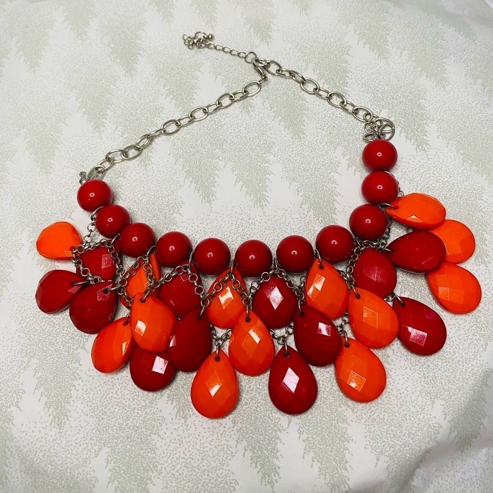 Red and Orange Teardrops with Chain Statement Necklace Beautiful Pre-Owned